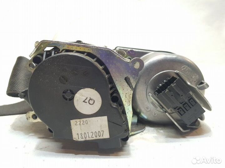 Ремень безопасности передний Mercedes-Benz M-Class