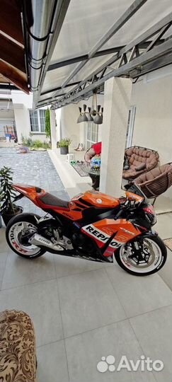 Хонда CBR1000RR