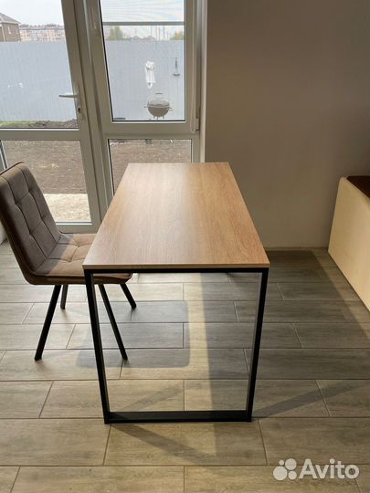 Компьютерный стол новый