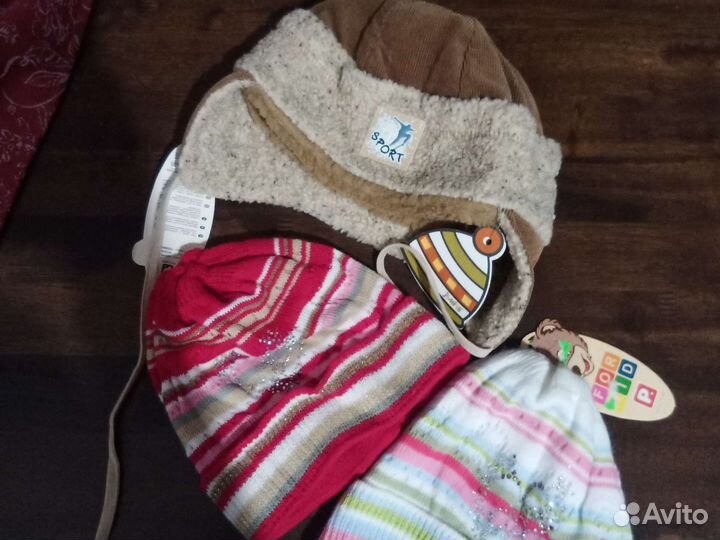 Шапка с шарфом новая
