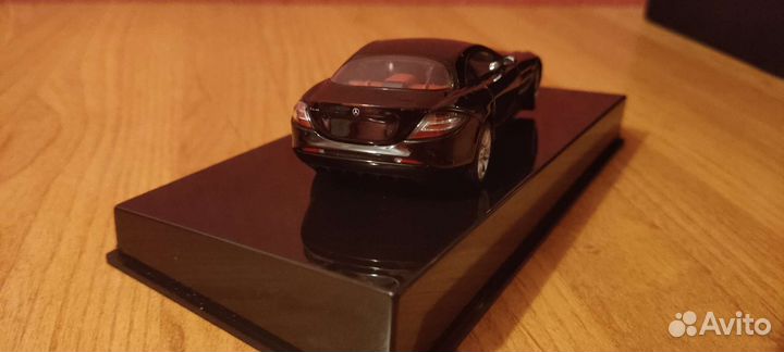 1/43 Mercedes-Benz SLR McLaren (C199) 2003 AutoArt