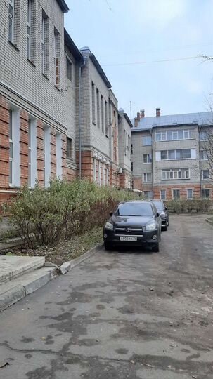 2-к. квартира, 80,2 м², 1/4 эт.