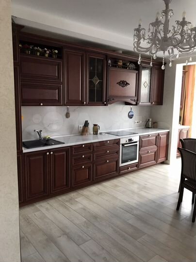 3-к. квартира, 94,4 м², 1/3 эт.