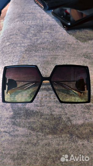 Солнцезащитные очки женские брендовые
