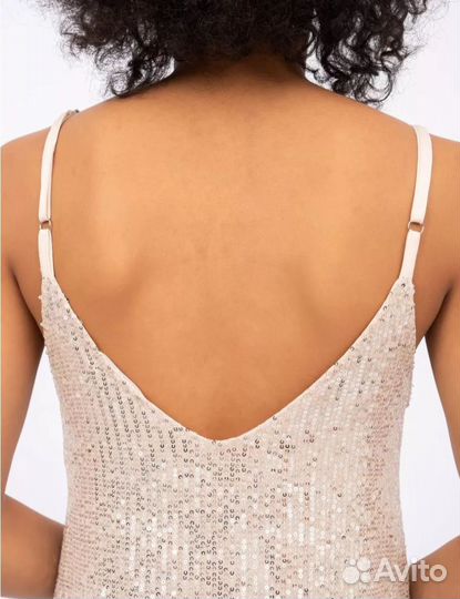 Платье с паетками в пол