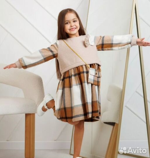 Демисезонное платье 134-140