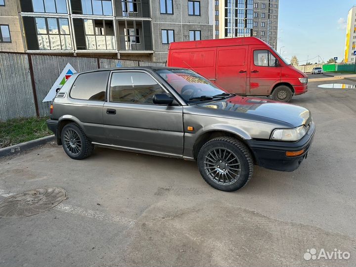 Toyota Corolla 1.5 МТ, 1987, 300 000 км