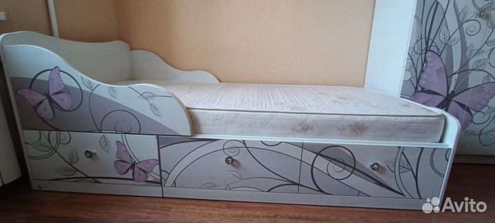 Комплект мебели для девочки