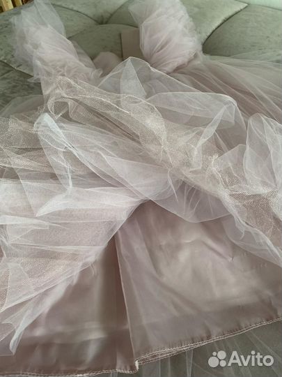 Нарядное платье для девочки