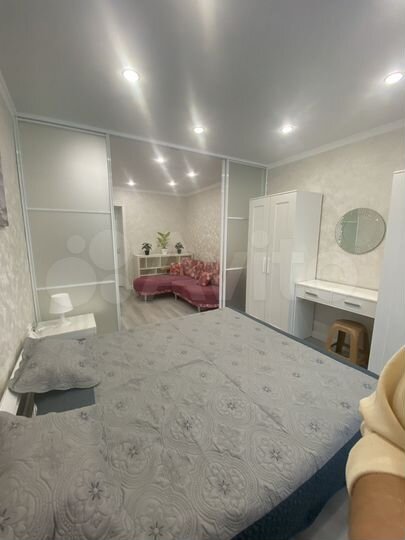 2-к. квартира, 63 м², 1/9 эт.