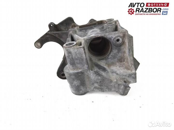 Кронштейн гидроусилителя Audi Q7 2005