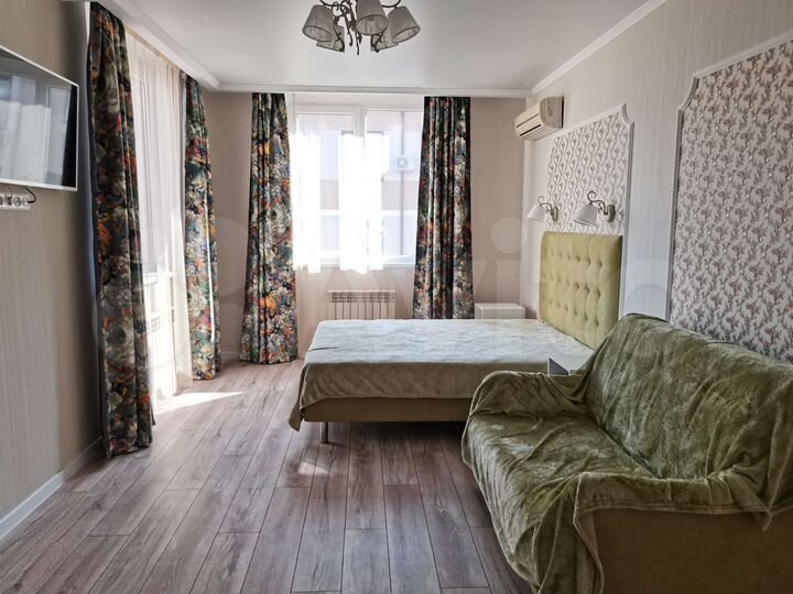 1-к. квартира, 43 м², 1/3 эт.