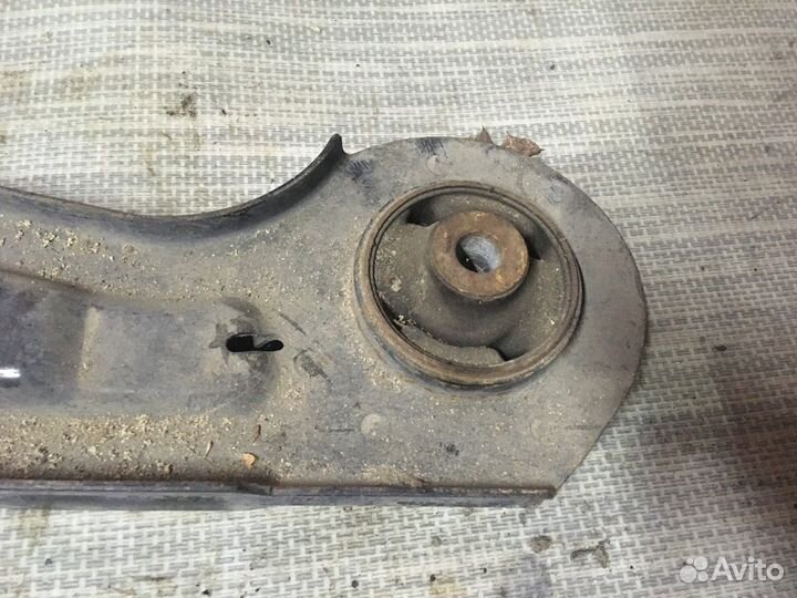 Рычаг передний левый Chevrolet Lacetti