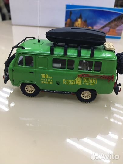 Модель УАЗ 1:43