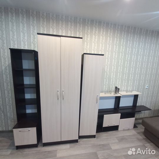 Стенка в гостиную