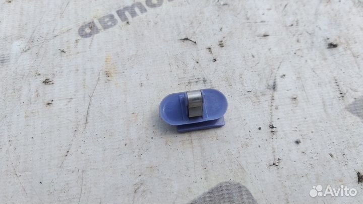 Клипсы обшивки салона Opel Meriva A