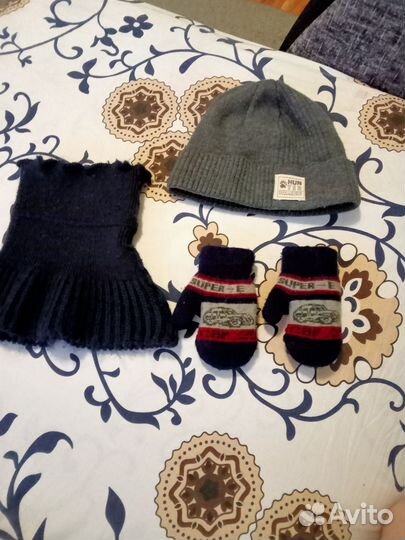 Манишка, шапка и варежки