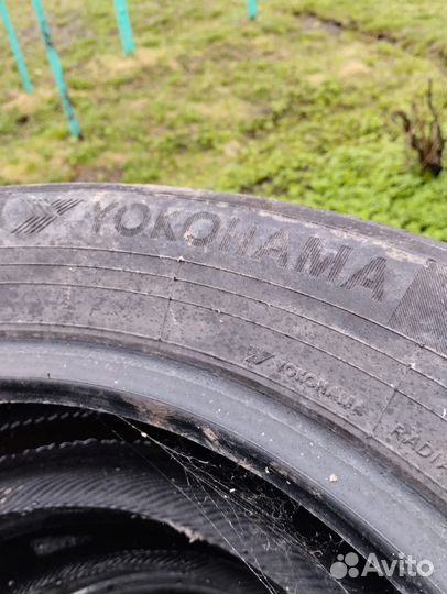 Yokohama 902W 205/60 R16