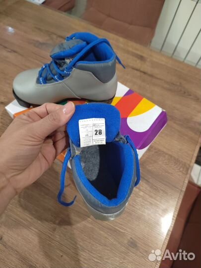 Лыжные ботинки классические