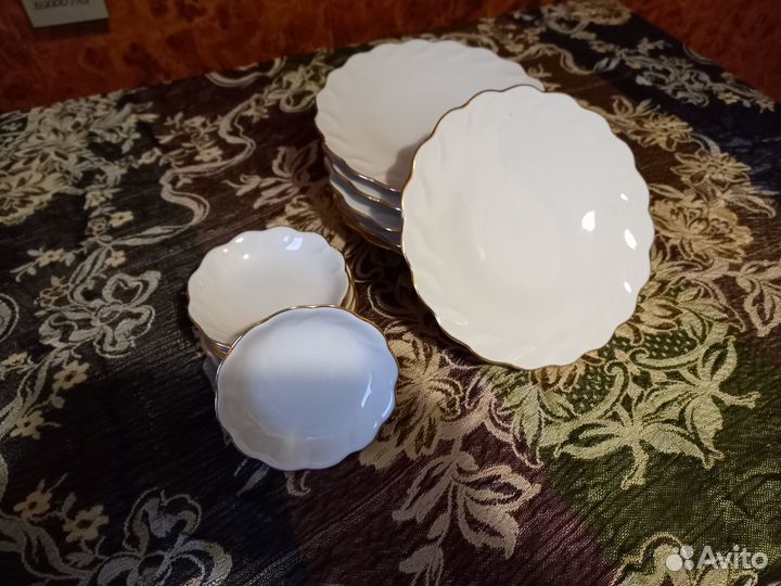 Десертные тарелки, фарфор, позолота, 6 шт