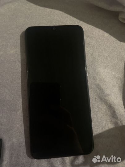 Samsung Galaxy A50, 4/64 ГБ