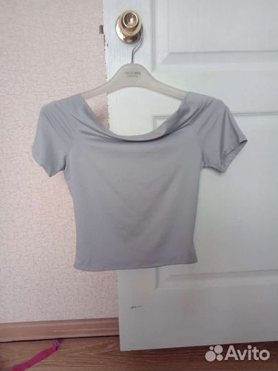 Костюм женский новый 44 размер