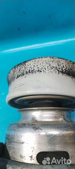 Опора двигателя правая VW Touareg NF (2011-2018)