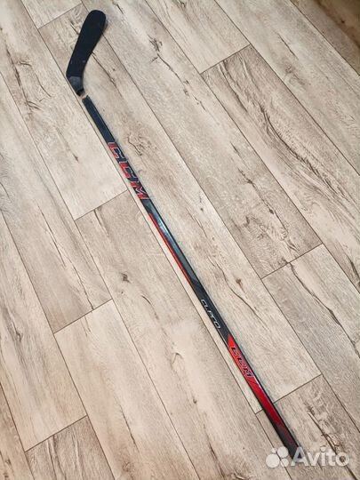 Клюшка хоккейная