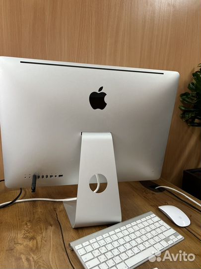 Apple iMac 21.5 2011