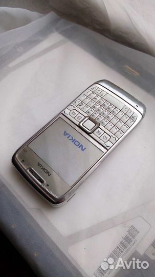 Телефон Nokia E71-2 для коллекционеров