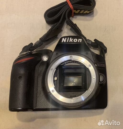 Фотоаппарат Nikon D3200 Body пробег 17тыс