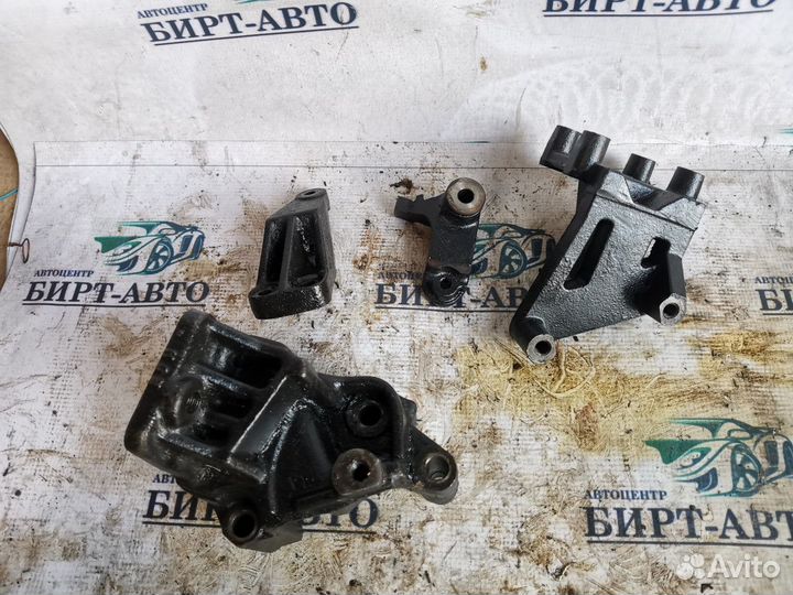 Кронштейн двигателя Hyundai Santa Fe I (2000—2012)