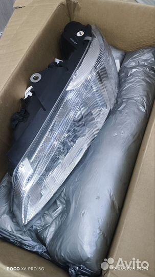 Фара левая peugeot 406