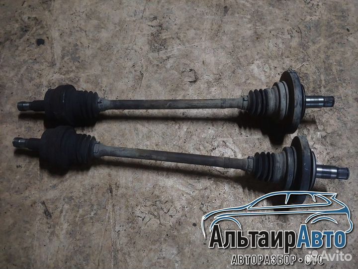 Привод левый правый задний Mercedes W219 W211 CLS