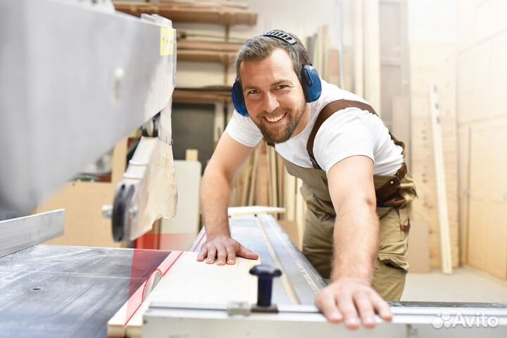 Рабочий в цех