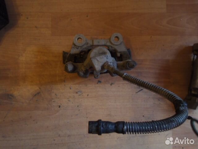 Суппорт задний GLK-Class X204 A2044231181