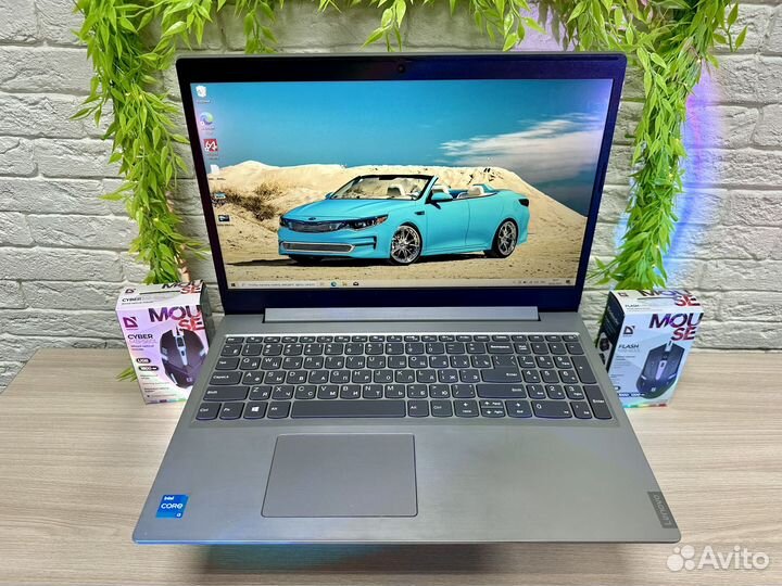Мощный ноутбук Lenovo 8GB/SSD/1000GB/i3-11Gen