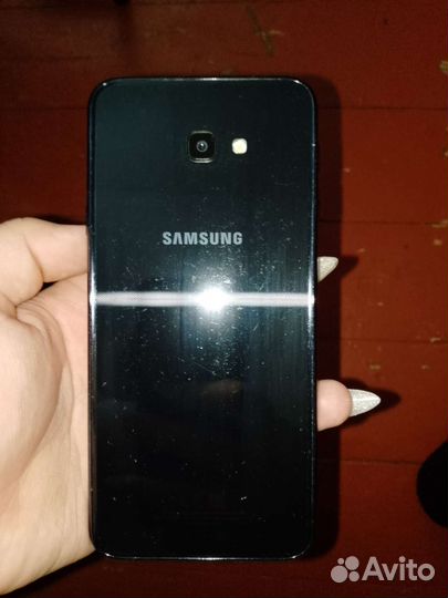 Телефон Samsung galaxy j4+
