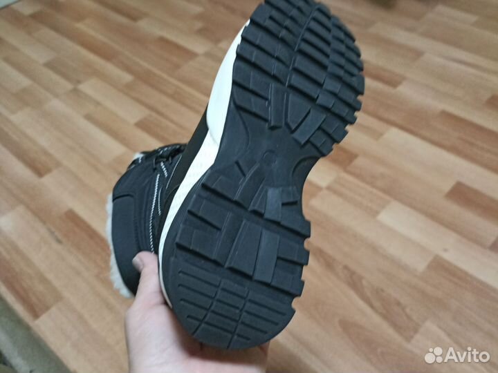 Кроссовки зимние 36