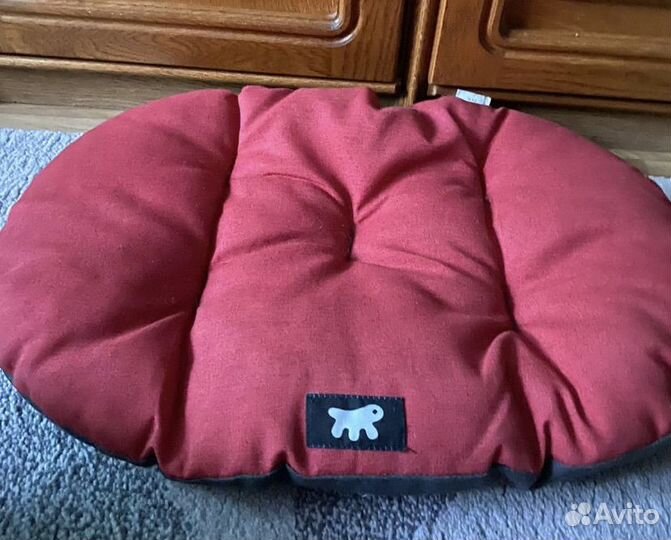 Лежанка для собак и кошек