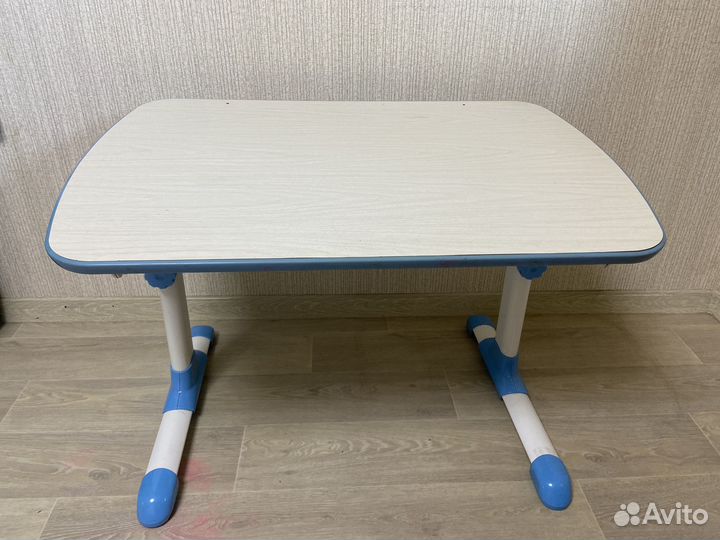 Детская растущая парта