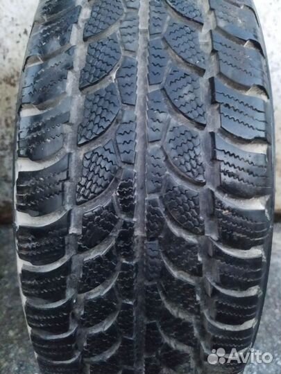 Normaks NU 702 195/65 R15 91T