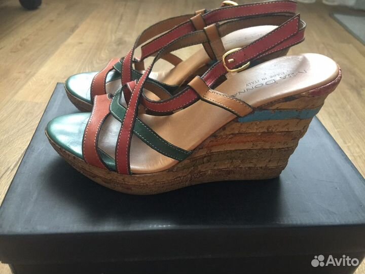 Босоножки 38 р Италия
