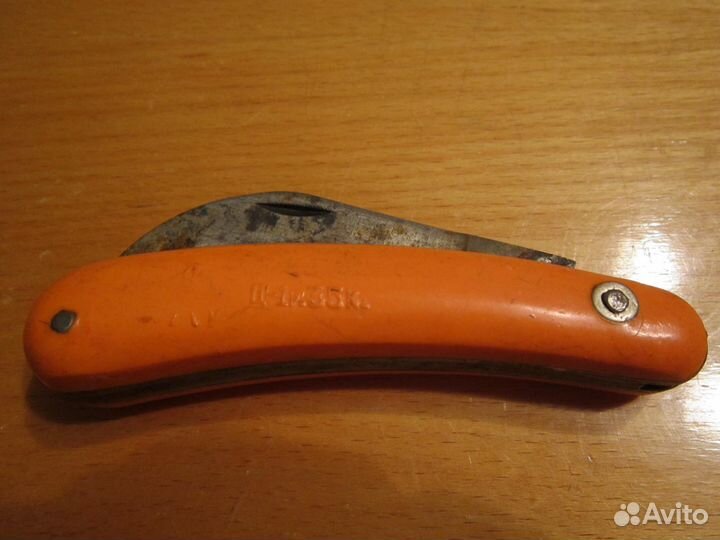 Нож складной садовый