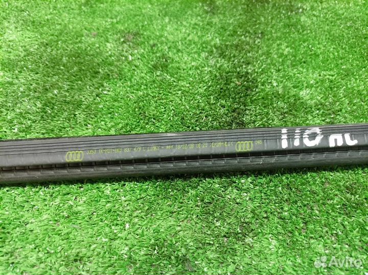 Уплотнитель двери передней Audi A4 (B8) 2007-2015