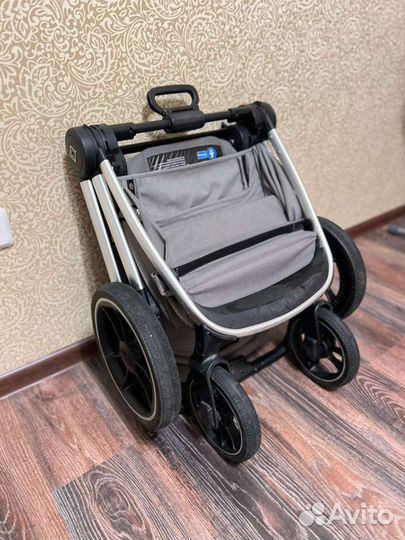 Коляска moon resea s