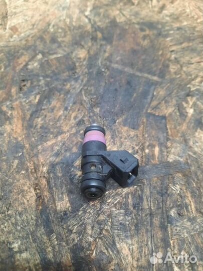 Форсунка Renault Megane универсал 1.6 K4M812 2005