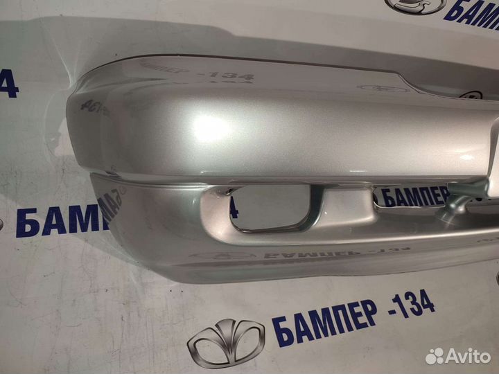 Бампер передний Шевроле niva 2123 серебристый