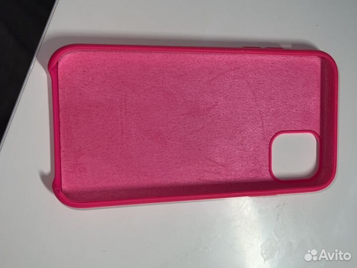 Чехол на iPhone 11