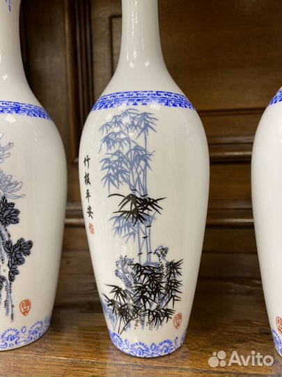 Комплект китайских вазочек